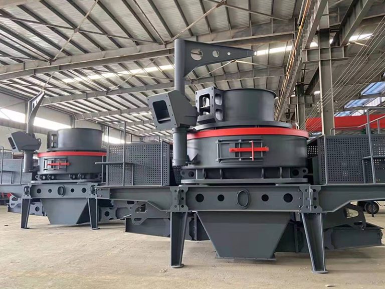 What is the function of the impact plate in an impact crusher? How can the vibration of the equipment be reduced?