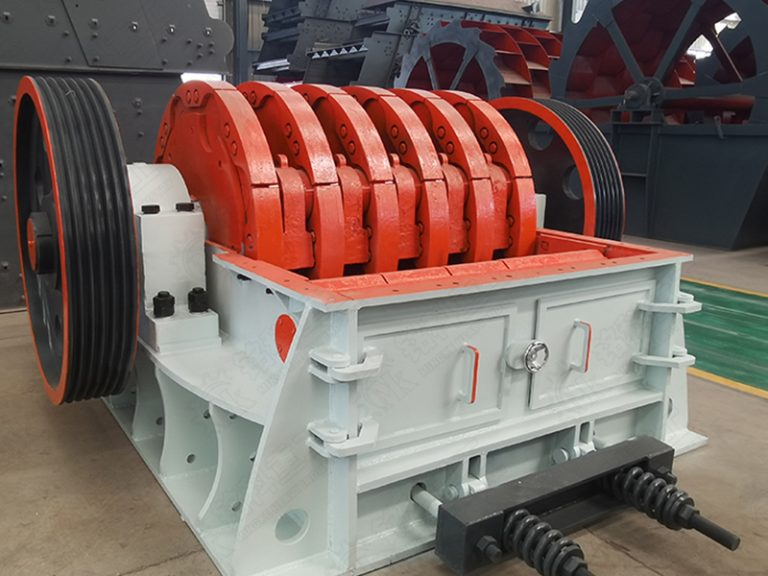 How to detect cracks in the hammer head of a hammer crusher? How to predict the wear of the hammer head of the equipment?